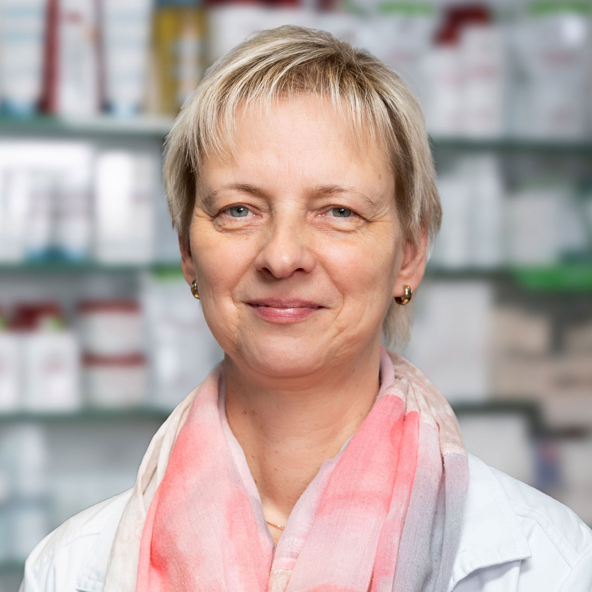 Das freundliche Team der Neuland Apotheken in Rostock bietet kompetente Beratung und umfassenden Service.